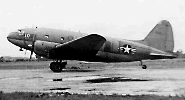 Avión de transporte Curtiss C-46 Commando