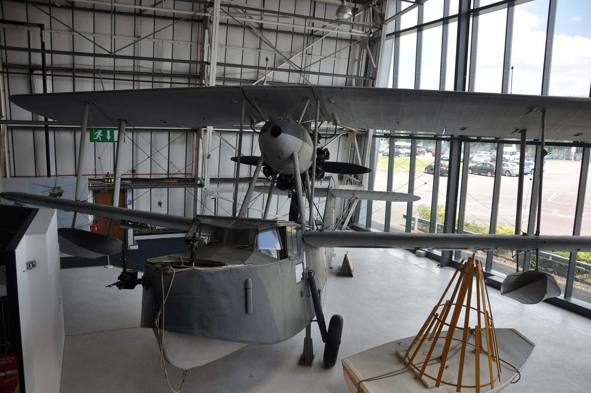 Seagull V A2-4 conservado en el Royal Air Force Museum London