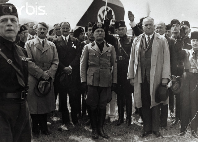 Adolf Hitler, Benito Mussolini y Constantin von Neurath, venecia 1 de junio de 1934