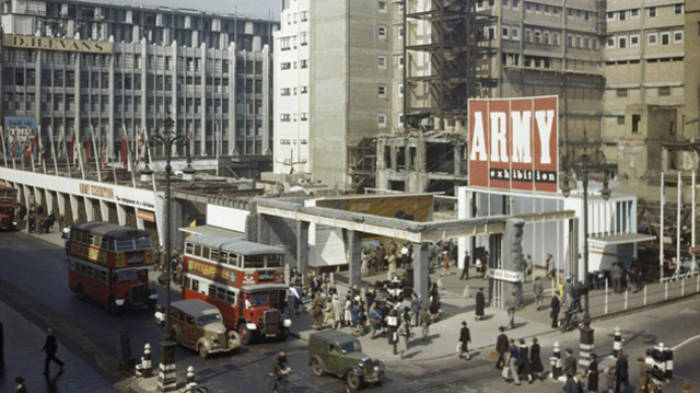 Londres durante los bombardeos nazis en 1940